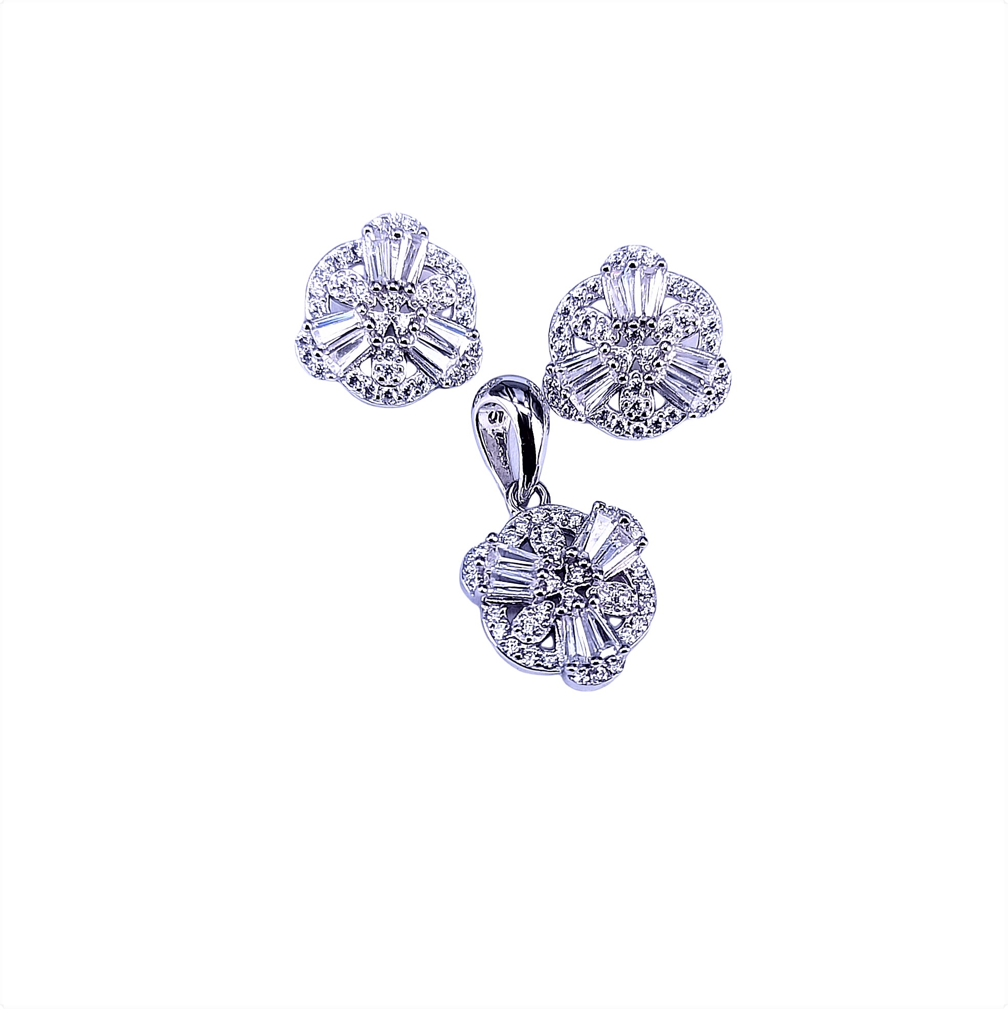 PST00101 – Baguette Cluster Pendant Set
