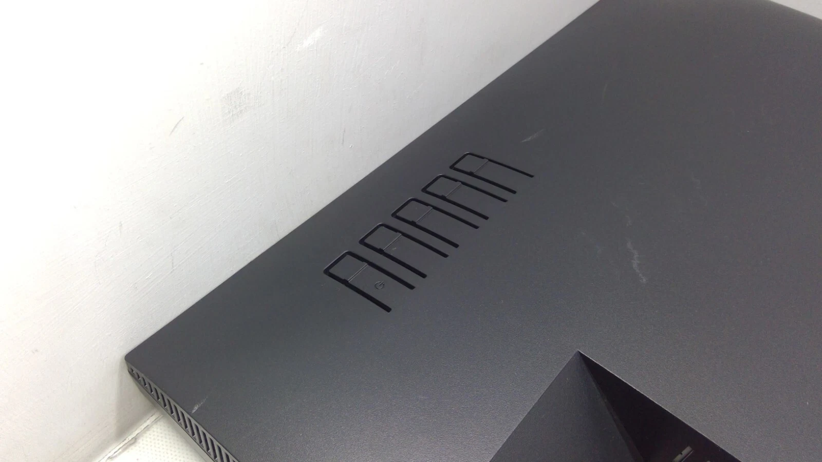 32″ Inches Google JN32A Borderless IPS 4K USB-C HDMI 5ms HDR Speakers - Image 5